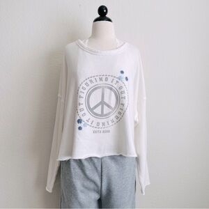 Aerie Weekend Pretty Back White Graphic Sweatshirt